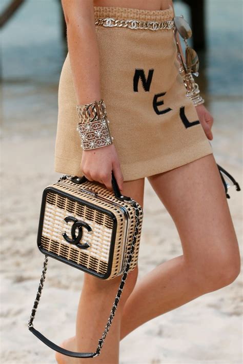 Check out the gorgeous bags from Chanel Cruise 2014